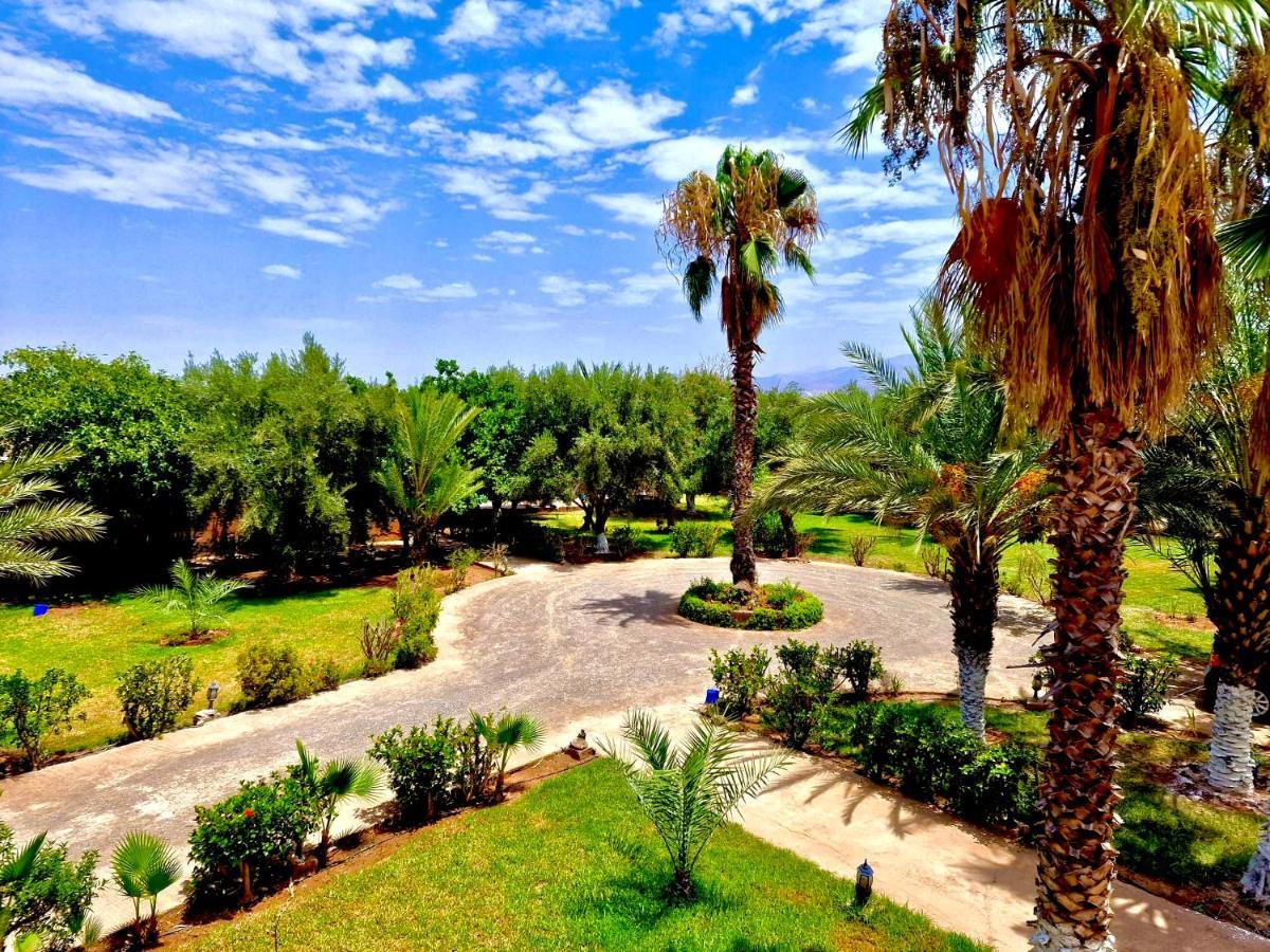 Le Domaine De Carole Marrakech Bed & Breakfast Douar Akkara ภายนอก รูปภาพ