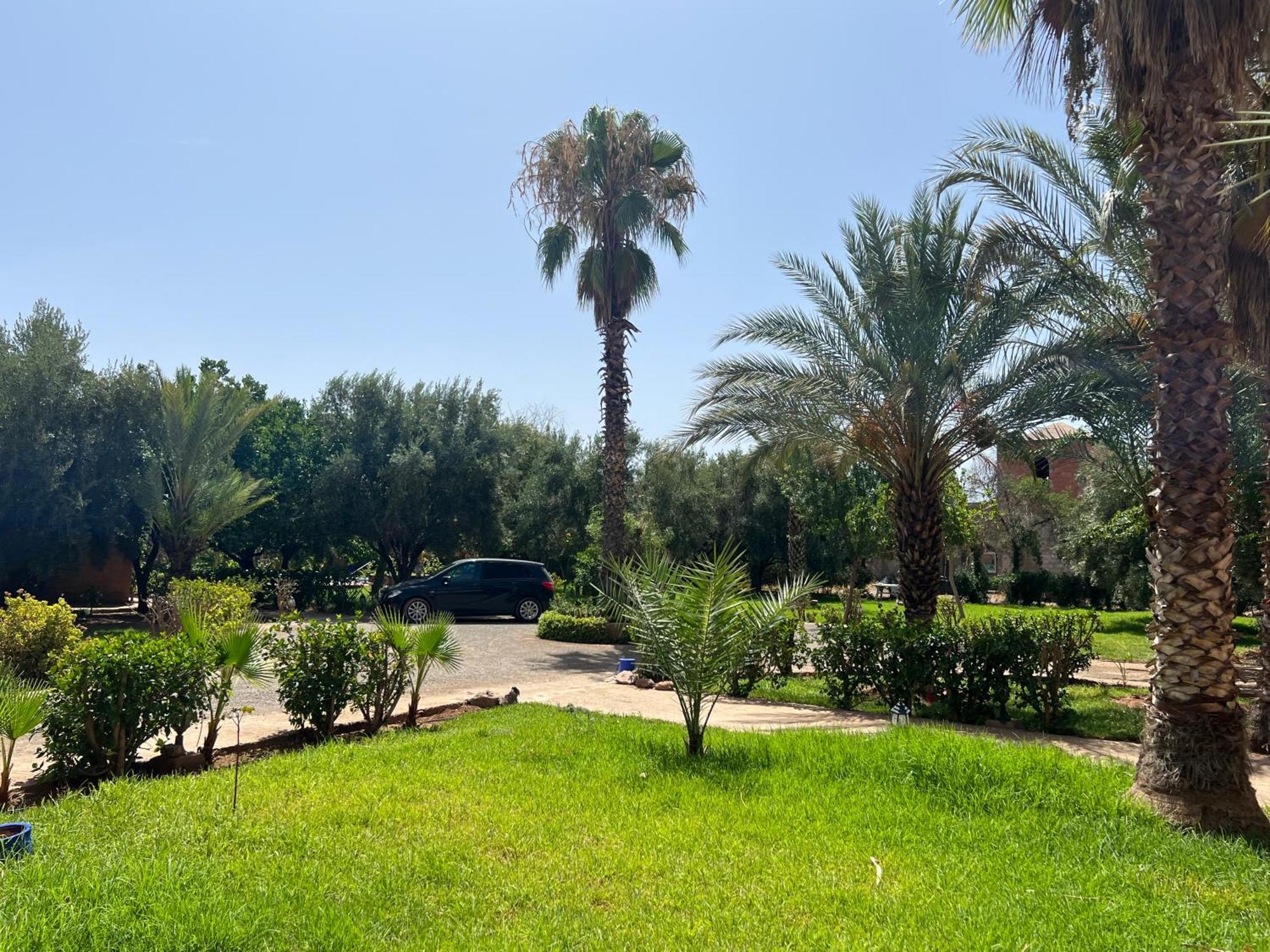 Le Domaine De Carole Marrakech Bed & Breakfast Douar Akkara ภายนอก รูปภาพ