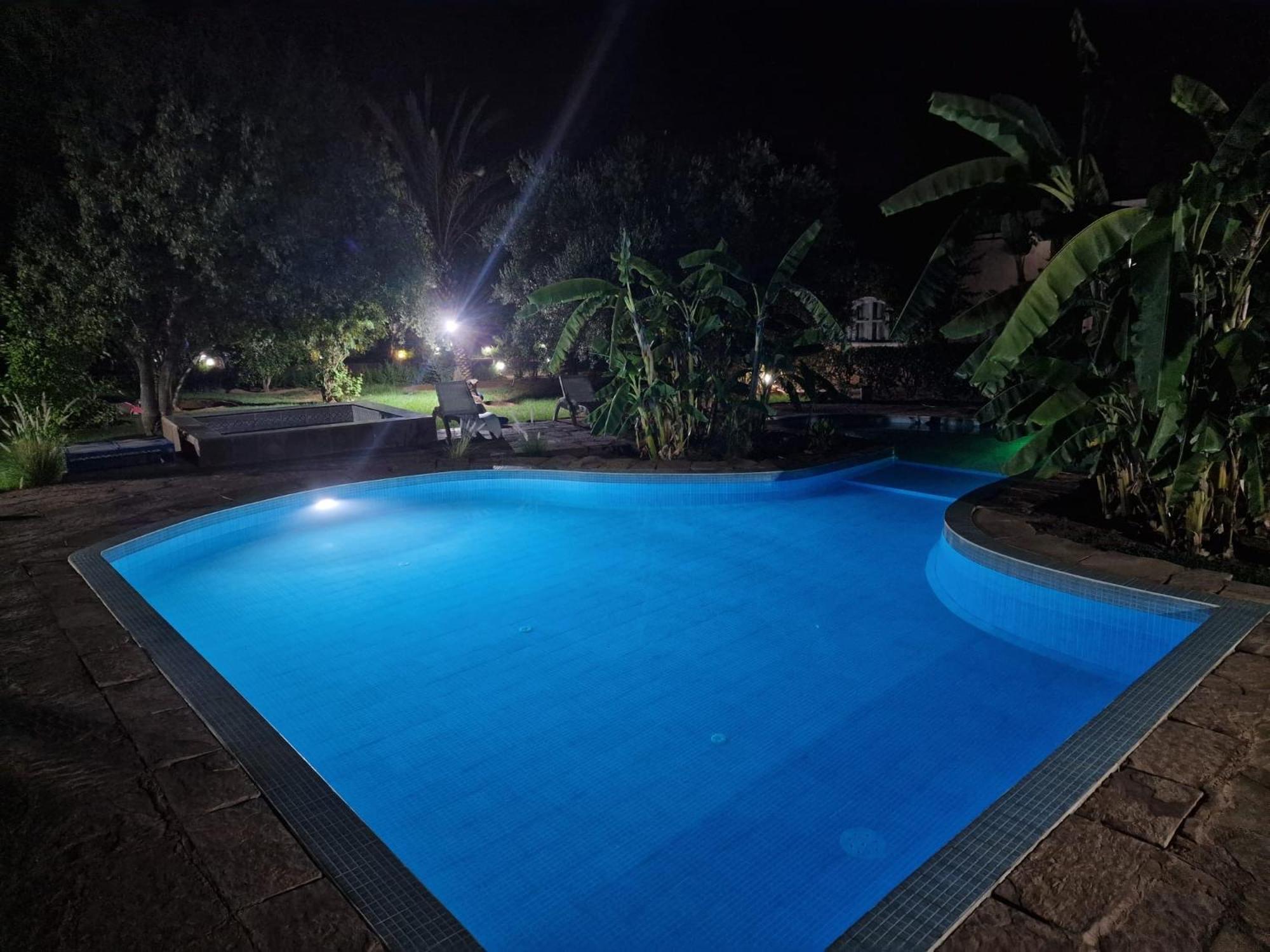 Le Domaine De Carole Marrakech Bed & Breakfast Douar Akkara ภายนอก รูปภาพ